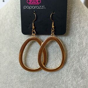 Paparazzi Chic Gold Open Teardrop Earrings